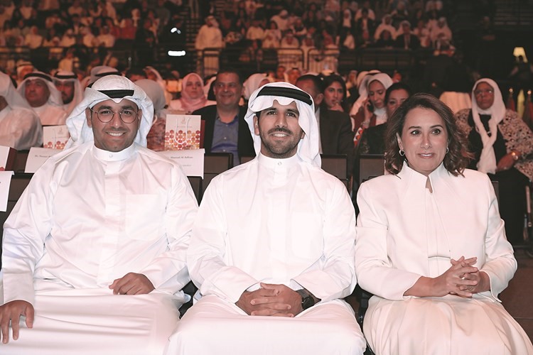 الشيخة ادانا ناصر صباح الأحمد والشيخ فهد ناصر صباح الأحمد والشيخ علي عبدالله السالم