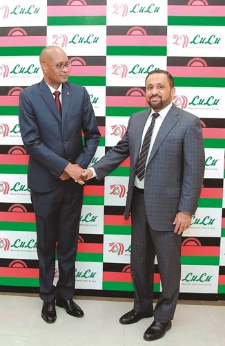 محمد هاريس مرحبا بالسفير المالاوي يونس عبد الكريم