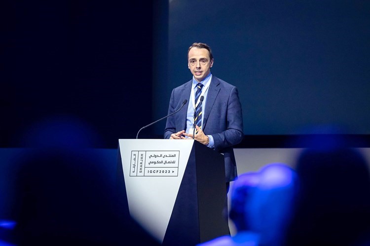 المستشار أندرو رزيبا الشريك المؤسس في مؤسسة غالوب والمدير التنفيذي للقطاع العام في أوروبا والشرق الأوسط وأفريقيا