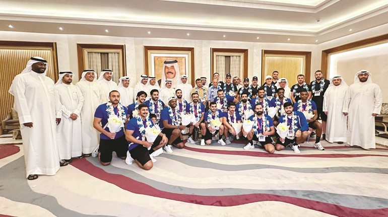 زين استقبلت أبطال منتخب اليد في قاعة التشريفات