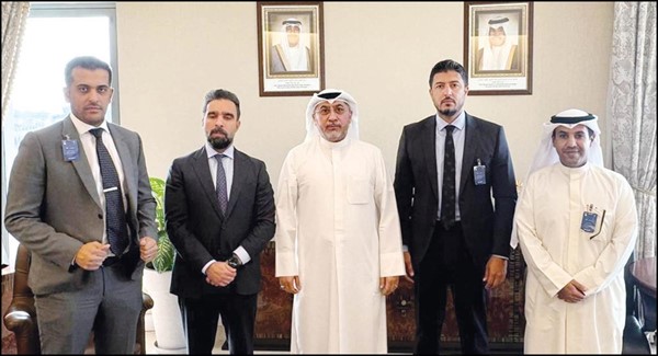  هاني شمس مع وفد جمعية الجراحين