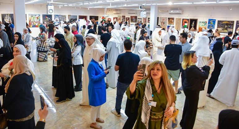 حضور كبير في معرض غزة تنتفض