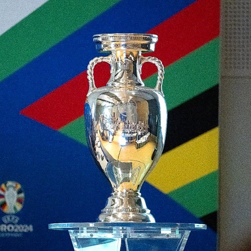 پولندا وويلز في مسار واحد لبلوغ «يورو 2024»