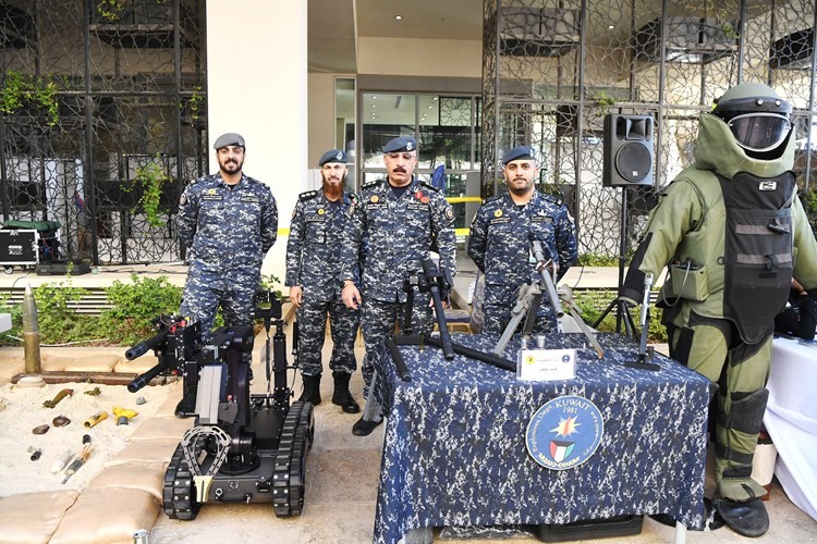 جناح قسم التخلص من المتفجرات بوزارة الداخلية في المعرض