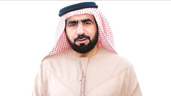 الكاتب المسرحي سلطان النيادي