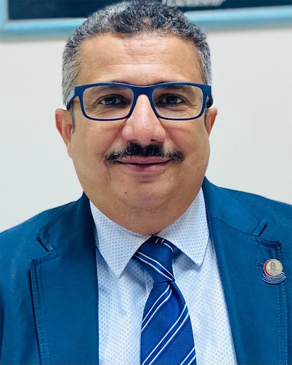 أ.د. عادل محمد الأنصاري رئيس وحدة العناية المركزة. أكاديمية القلب.كلية الطب جامعة عين شمس