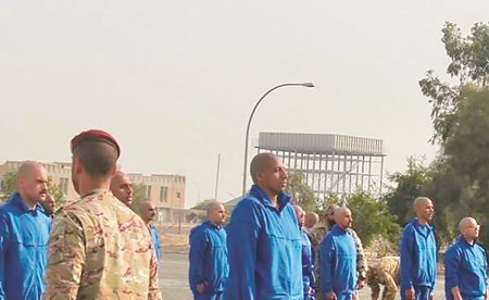 جانب من المتطوعين المقبولين