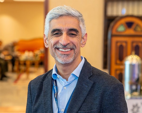 مستشفى جابر: اتباع أحدث البروتوكولات العالمية العلاجية للأمراض الباطنية وتخصصاتها