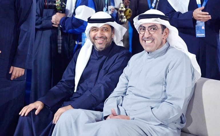 الشيخ ضاري الفهد وأنور بوخمسين