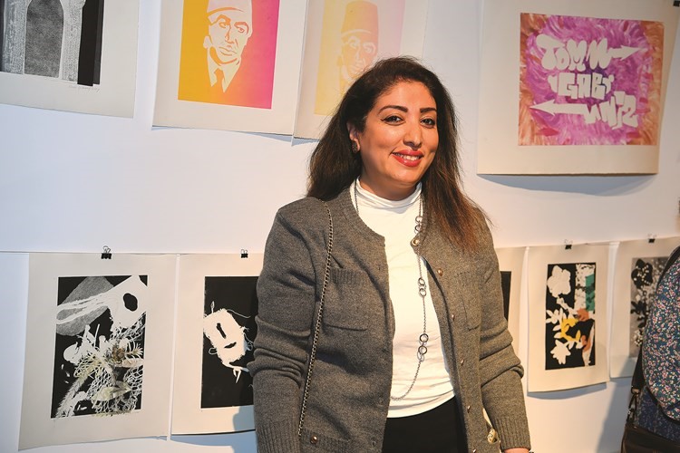 سارة خلف