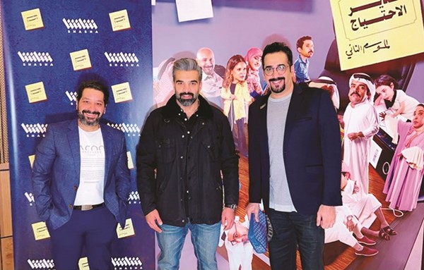 الزميل بشار الكندري مع المطرب علي الشريفي والفنان مصطفى محمود