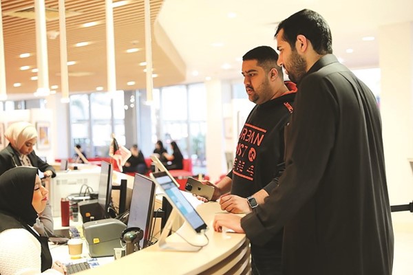 تعريف الطلبة بالحياة الجامعية في AIU