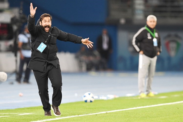 محمد المشعان أدار المباراة بشكل جيد أمام العربي 
(هاني الشمري)