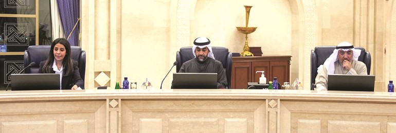 د.عادل العدواني وعبدالله الجوعان ود.نورة المشعان