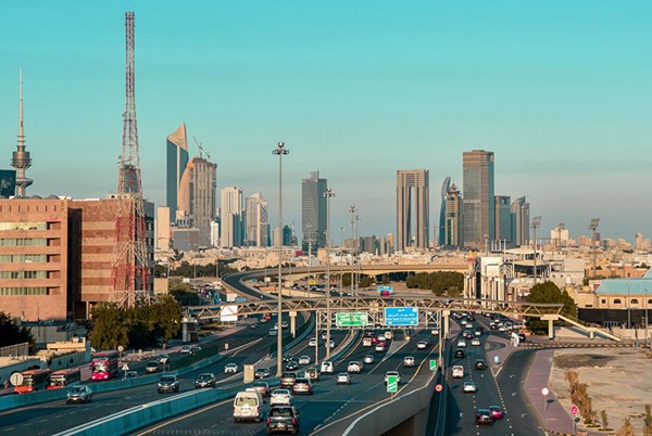 "الأرصاد": طقس معتدل نهاراً مع فرصة لأمطار خفيفة متفرقة..و"العظمى": 22