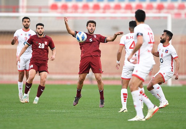 الكويت تخطى النصر.. وتمسّك بالقمة