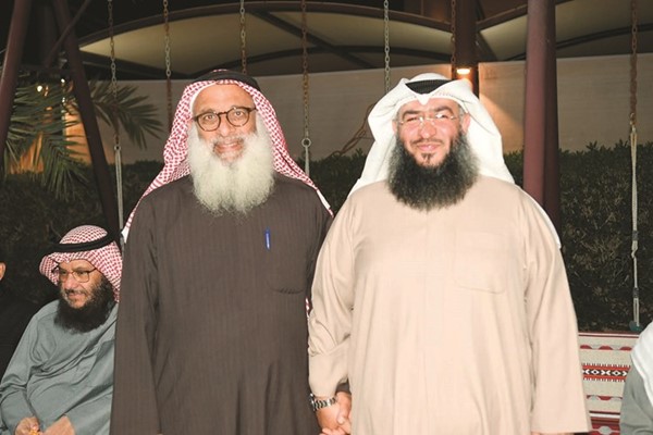 العبيد مرحبا بأحد ابناء الدائرة