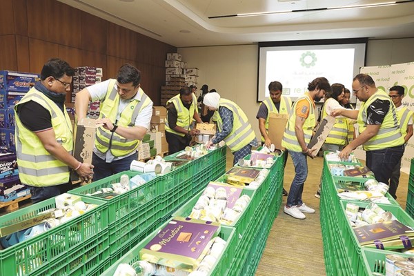 فرز المواد وتعبئتها