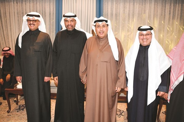 وزير الخارجية عبدالله اليحيا وسفيرا السعودية سمو الأمير سلطان بن سعد والبحرين صلاح المالكي يهنئون