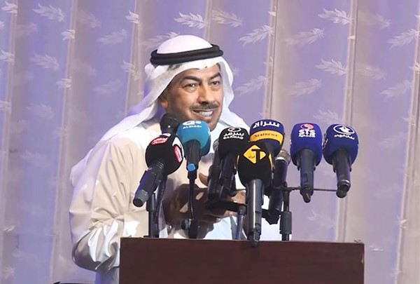 الدقباسي خلال الندوة