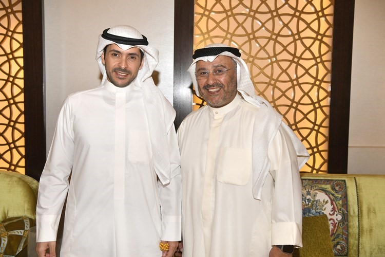 النائب السابق ومرشح الدائرة الأولى حمد المدلج مع فهد الشريعان