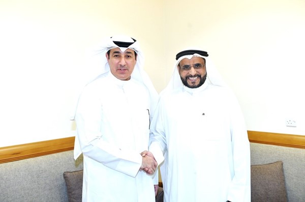 مرشح الدائرة الثانية ثامر العنزي مرحبا بأحد الناخبين