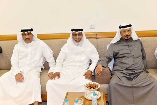 جانب آخر من الحاضرين في ديوان ثامر العنزي
