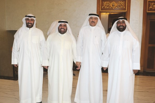 خالد الفوزان وجراح الفوزان والزميل حسين الرمضان