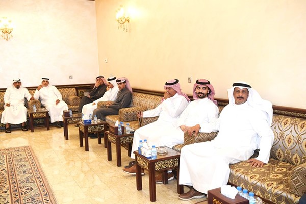 جانب من الحضور في ديوان الوسمي