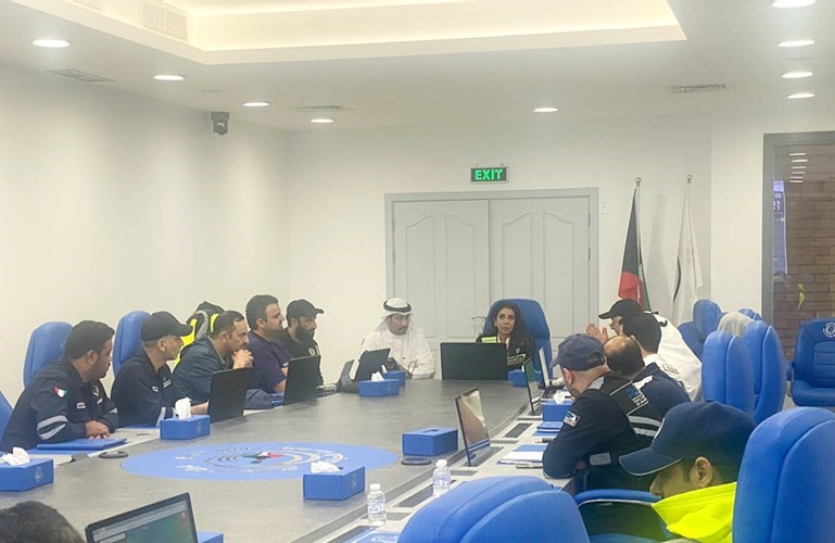د.نورة المشعان تتابع الحالة الجوية