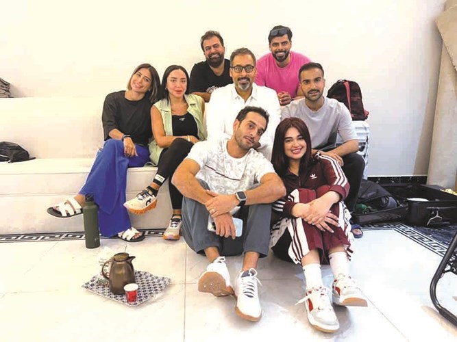 النجار ودهراب مع مخرج ونجوم مسلسل ياسين عبدالملك