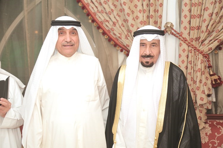 الشيخ علي الجابر مهنئا