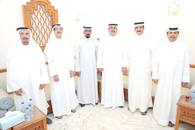فهد الهيفي وزبن النمران وفهد الوطري وعابد الرشيدي ود.عواد الرشيدي وفهيد الصفران