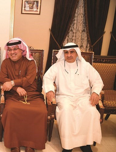 السفير البحريني صلاح المالكي مهنئا