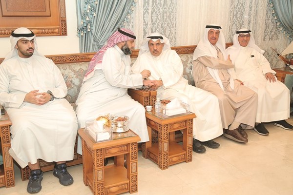 تبادل الأحاديث الودية