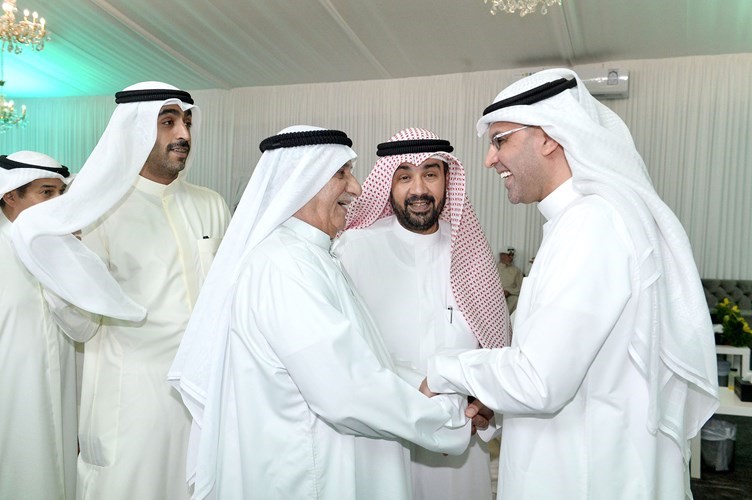 أسامة الزيد مرحبا بأبناء الدائرة الأولى
