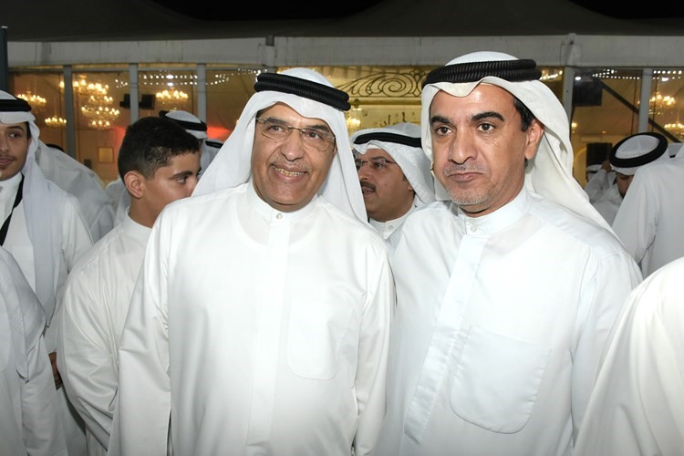 متعب الرثعان مع أحد مؤيديه