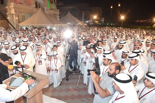 حشد من الحضور في مقر النائب السابق مرشح الدائرة الرابعة د.مبارك الطشه 	(احمد علي)
