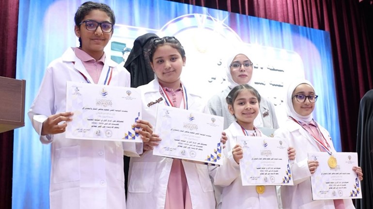 «تعليمية مبارك الكبير» كرَّمت الطلبة المبدعين