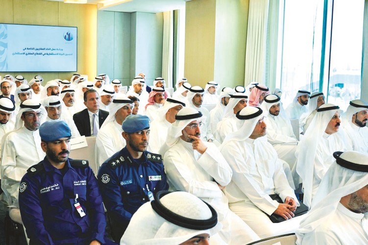 جانب من الحضور خلال ورشة العمل