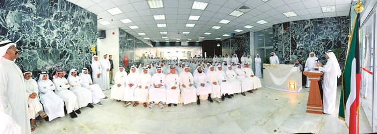 الدبوس متحدثا خلال اللقاء مع رؤساء القطاعات ومديري الأفرع