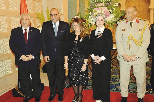 السفير العراقي المنهل الصافي مهنئا