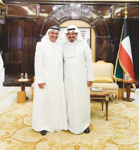  ومع عصام الصقر نائب رئيس مجلس الإدارة والرئيس التنفيذي لمجموعة بنك الكويت الوطني