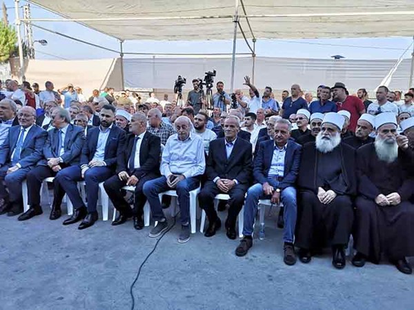 لقاء راية الصلح في بيصور بحضور الرئيس السابق لحزب التقدمي الاشتراكي وليد جنبلاط ورئيس الحزب الحال النائب تيمور جنبلاط ورئيس الحزب الديمقراطي اللبناني طلال أرسلان وشيخ العقل لطائفة الموحدين الدروز د. سامي أبي المنى (محمود الطويل)