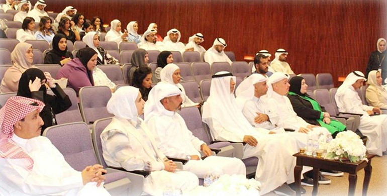 جانب من حضور اللقاء التنويري