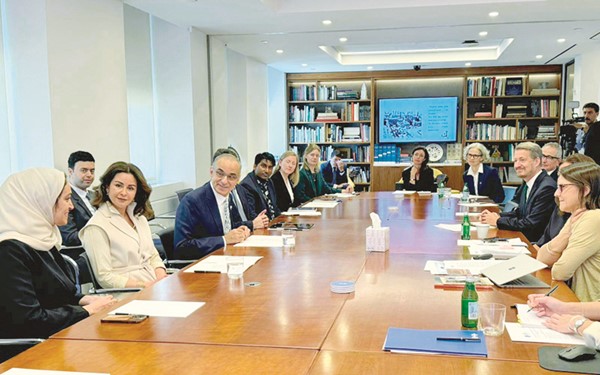 سفيرتنا لدى الولايات المتحدة الشيخة الزين الصباح ووفد المجلس بمعية ممثلي الصندوق الدولي للمعالم