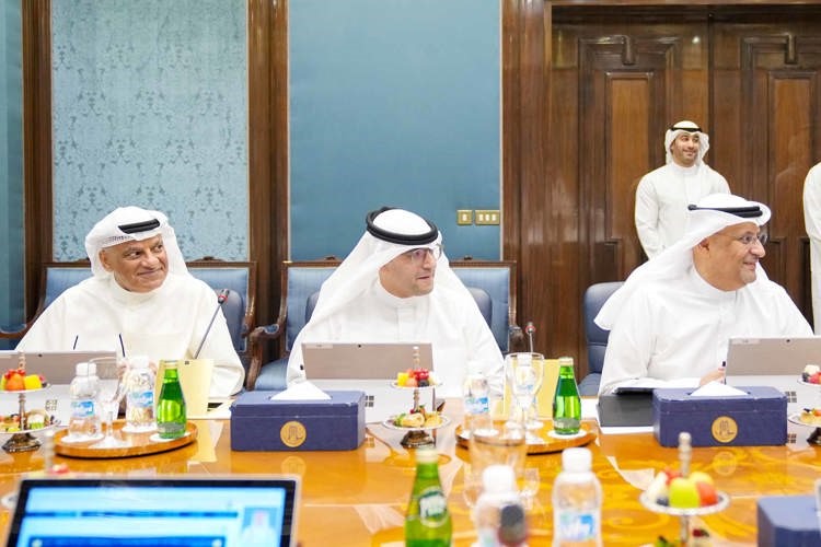عبداللطيف المشاري ود.نادر الجلال