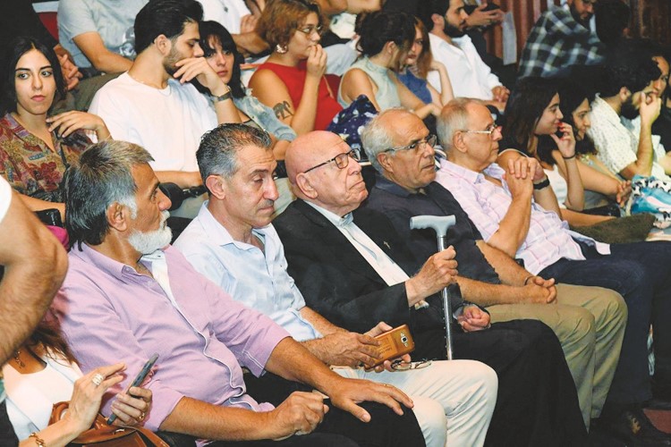الحضور في افتتاح السنة الدراسية الجديدة