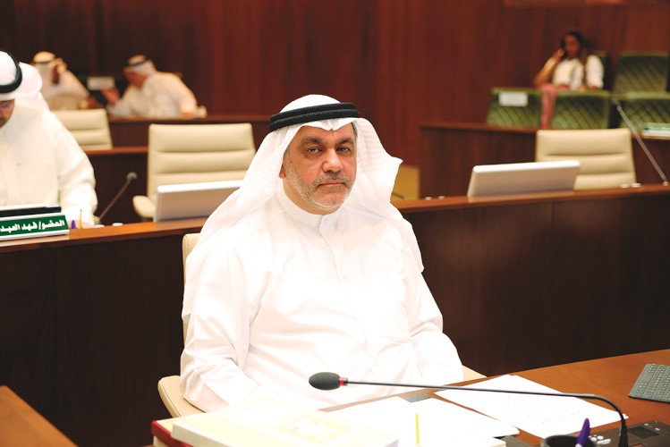 د.حسن كمال