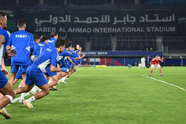 ‏اتحاد الكرة يدعو الجماهير لمؤازرة "الأزرق" واتباع تعليمات وزارة الداخلية